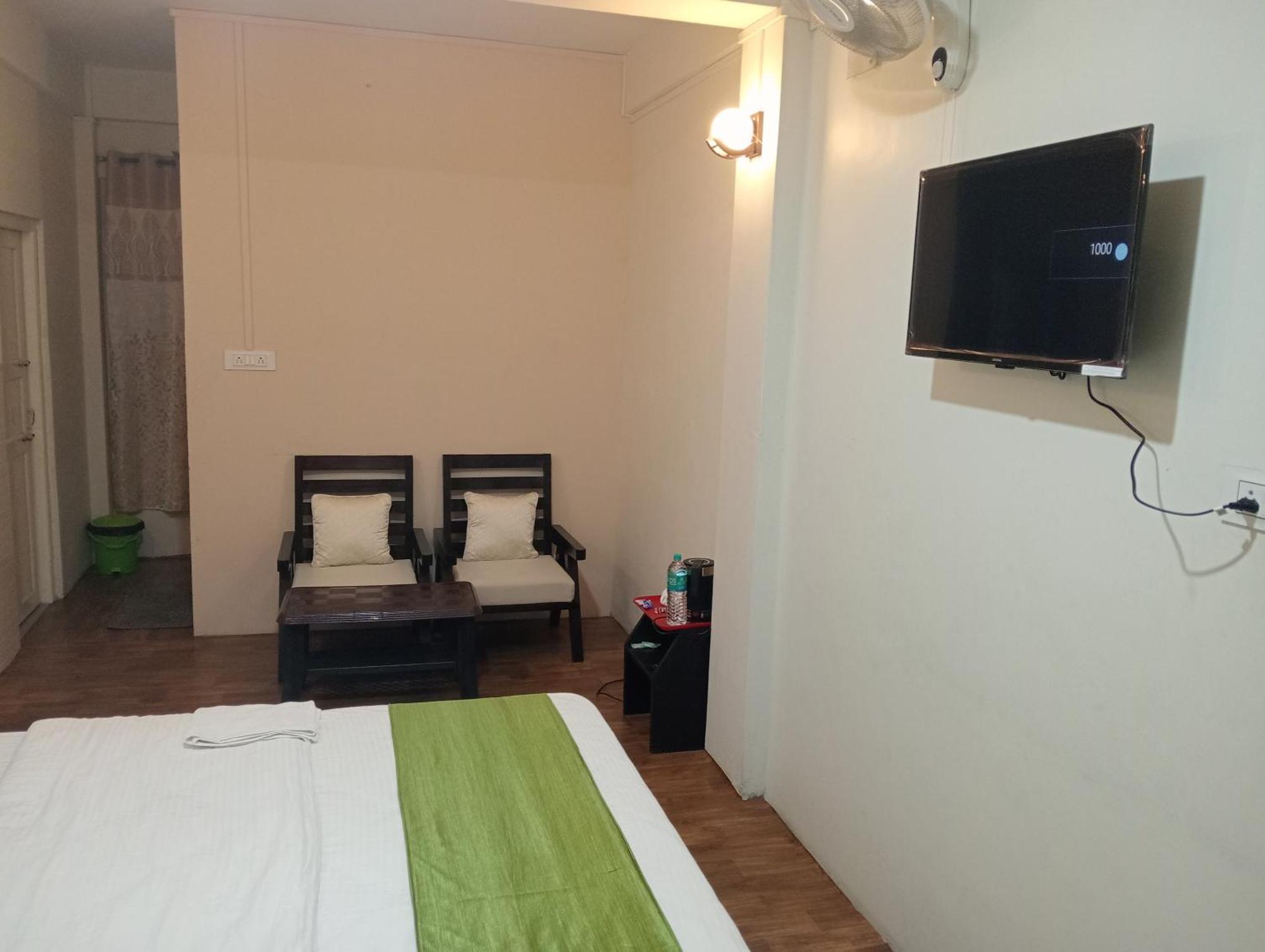 Rolyda Guest House Шилонг Екстериор снимка